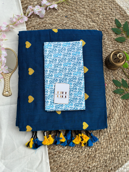 Turquoise  blue cotton handloom saree with Beautiful printed blouse