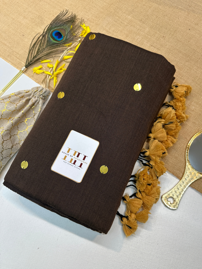 Earthy brown saree with running blouse